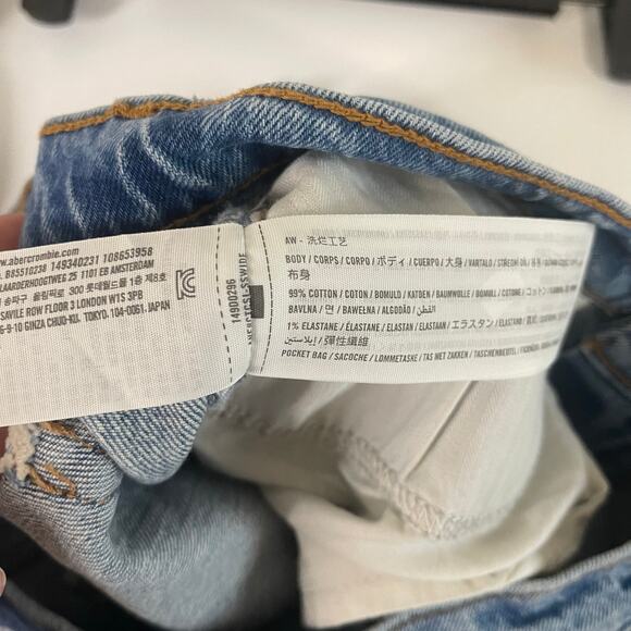 Abercrombie & Fitch Curve Love The 90s Relaxed Cutoff Short High Rise Size 29/8 - Picture 5 of 5